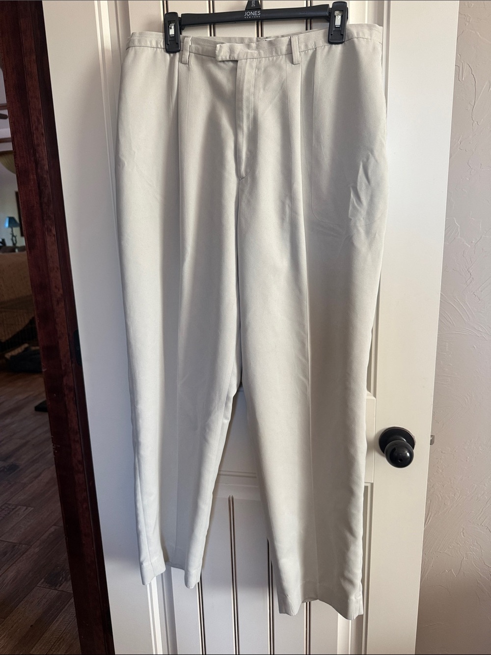 Jones New York Women’s Light Cream Dress Pants